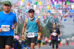 BIB: 42818, 45757
                            <button type="button" onclick="openModal(9925707)" class="btn btn-primary btn-sm float-right btn-popup" data-toggle="modal" data-target=".modal-high-quality">
                        <i class="fas fa-shopping-cart"></i> Add to Cart
                    </button>
                                            <button type="button" onclick="isThisMe(9925707, true)" class="btn btn-success btn-sm float-right btn-popup btn-isme hidden" data-toggle="tooltip" data-placement="bottom" title="นี่คือรูปของคุณใช่ไหม คลิกที่นี่เพื่อเอาเข้าอัลบั้ม">
                        <i class="fas fa-plus"></i> Add to album
                    </button>
                    <button type="button" onclick="isThisMe(9925707, false)" class="btn btn-warning btn-sm float-right btn-popup btn-isnotme hidden">
                        <i class="fas fa-ban"></i> Remove from album
                    </button>